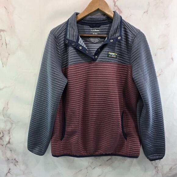 LL Bean Pullover Womens Medium Gray Red Airlight Colorblock Quilted Sweatshirt - Picture 1 of 10